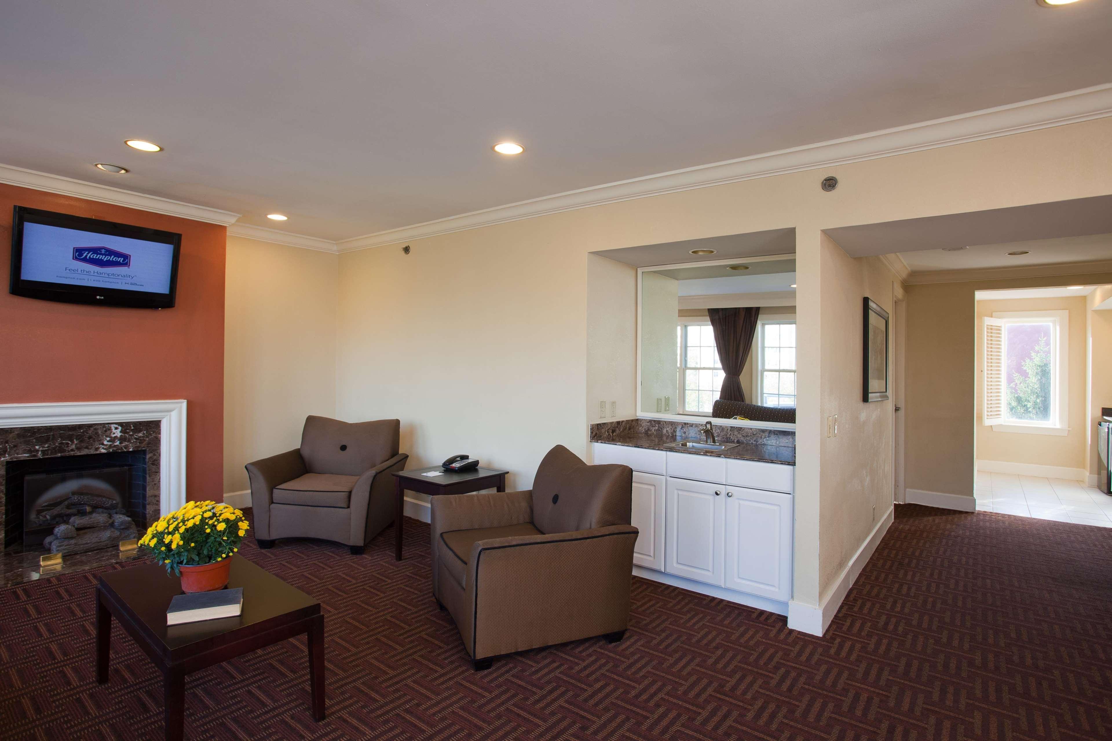 Hampton Inn & Suites Stamford Kültér fotó