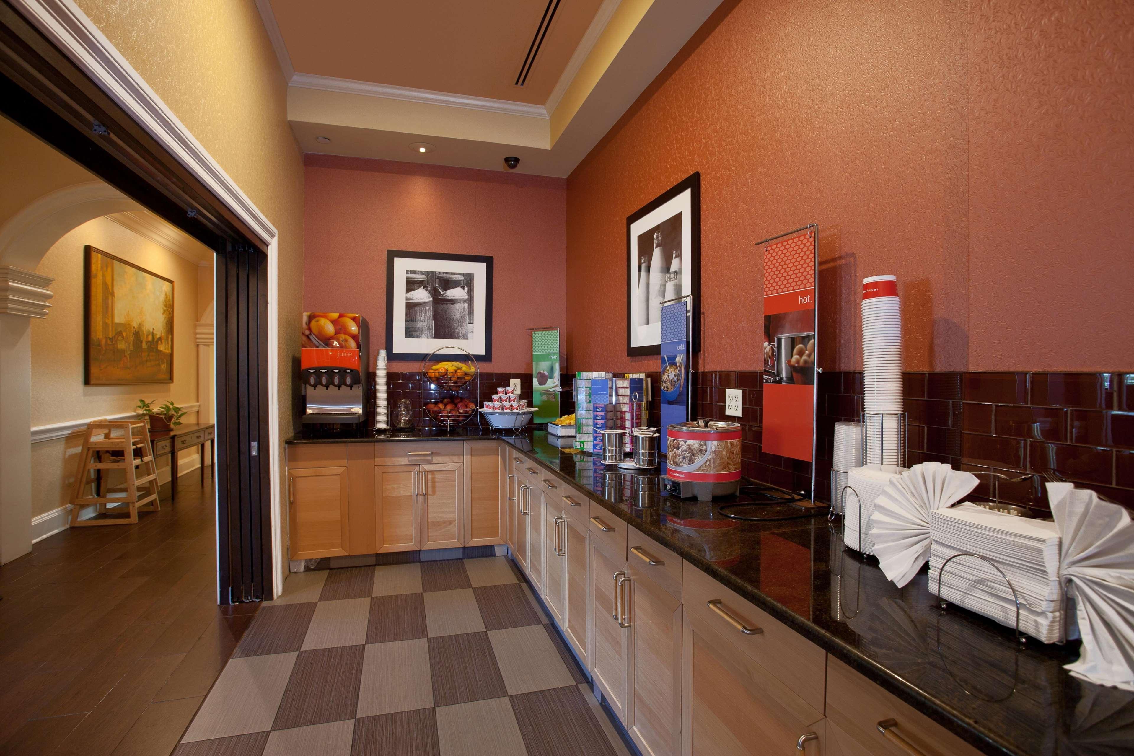 Hampton Inn & Suites Stamford Kültér fotó