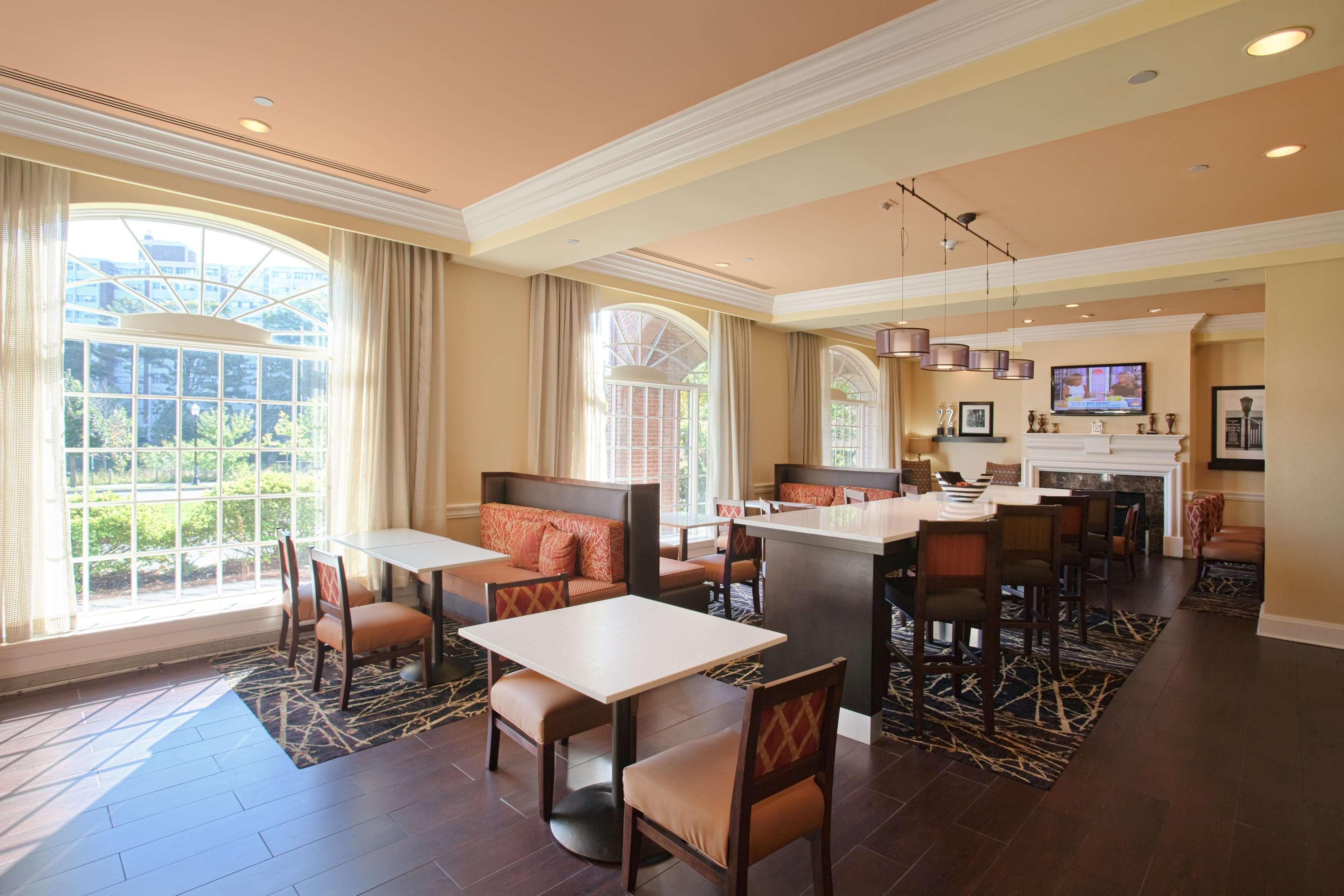 Hampton Inn & Suites Stamford Kültér fotó